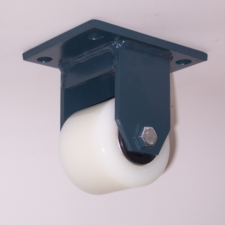 Ruote serie RP con supporto E70 Rulli transpallet monolitici in polyammide 6 disponibili con o senza i cuscinetti a sfere schermati o inox. Ruota con cuscinetti a sfere.