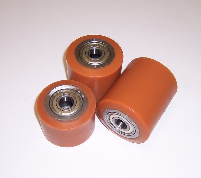 Wheels series RT ROLL-ZETA - Polyurethane coated steel rollers (95 Sh.A). Available with or without ball bearings.